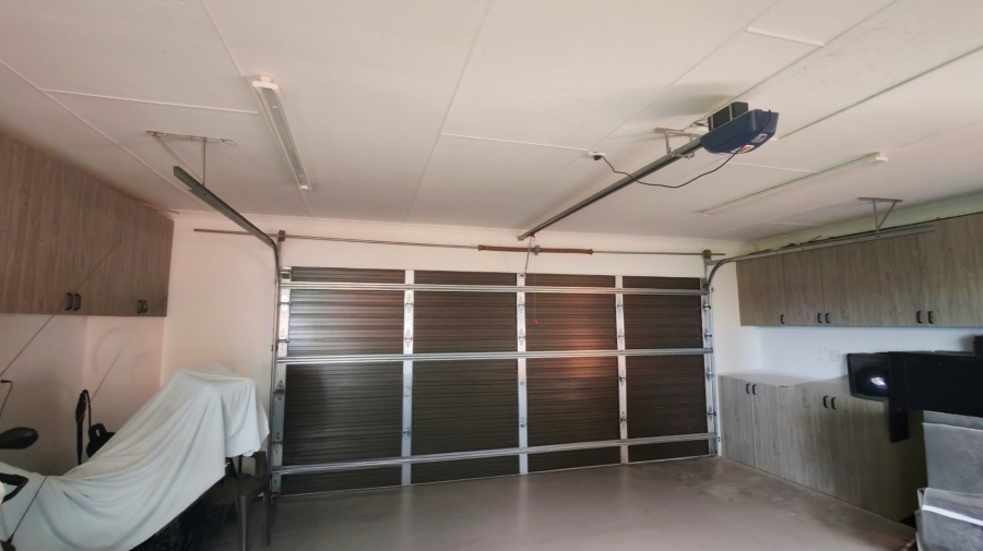 3 Bedroom Property for Sale in Nature On Sea Western Cape